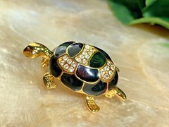 4.5”CM GOLD TONE BLACK ENAMEL & CRYSTALS TURTLE BROOCH