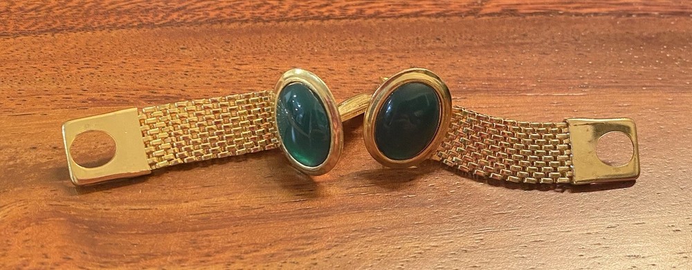 Cufflinks Gold Tone Green Stone Chain link Bullet Back Retro VTG