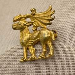 Vtg Unbranded Scythian Art Gold Ancient Inspired Mythological Animal Pin Brooch