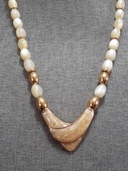 Napier champagne moonglow lucite bead necklace w/Chevron enamel pendant 24″