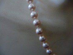 MONET BEIGE FAUX PEARLS HAND KNOTTER 8″ L GOLD TONE CLASP NECKLACE #23/5A