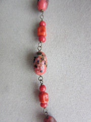 Vintage speckled art glass linked chain necklace , 24″ long