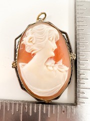 Vintage Costume Jewelry Last Cameo Orange Hand Carved Shell Gold Tone Pendant