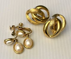 Lot Of 2 Napier Earrings Gold Tone Swirl Twist Hoop And Double Faux Pearl Clip