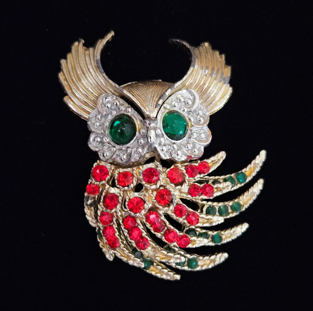 Great Horned Owl Brooch Costume Pin Red Green Rhinestones Tail Moves Vintage