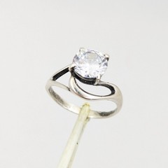 Vintage Elegant RING Silver 925 with Bright Stone-size: 7.5US(17.5mm) Ukraine#16