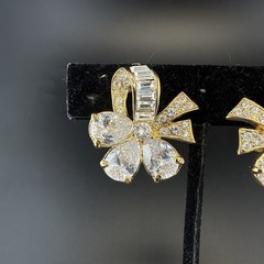 Nolan Miller Earrings Bow Ribbon Gold Tone CLIP ON Rhinestone Cocktail Bling