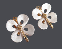 Vintage PARK LANE CLIP-ON EARRINGS Shamrock 4-Leaf Clover GOLD & WHITE/SILVER