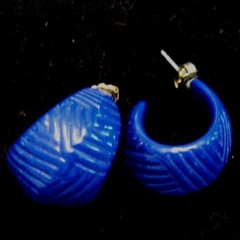 Avon Marrakesh Pierced Earrings 1988 VTG Hypo-Allergenic Nickel Free Blue Hoops