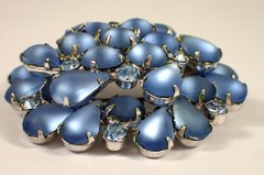 Vtg Juliana DeLizza & Elster Blue Sky Moonglow Rhinestone Silver Tone Brooch