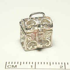Sterling silver very delicate prayer box charm, 10mm, 1.63g, with clasp