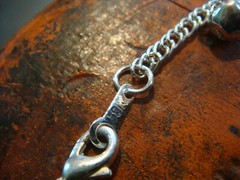 VINTAGE 18K WHITE GOLD PLATED MOON AND BELLS DANGLE BRACELET 9″