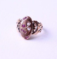Antique Vintage 14k Rose Gold Ring Rose Cut Diamonds Ruby and Simili NO TARIFF