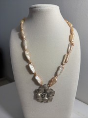 Vintage Rare Peach Pearl Necklace with Floral Pendant Boho 18″ Sterling Silver