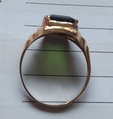 Antique 10 k yellow gold ring with 3 ct green tourmaline size 6.25