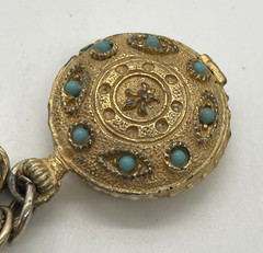 VTG Etruscan Style Faux Pearl Turquoise Gold-tone chunky charm fob bracelet 7″