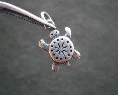 Small Southwestern Turtle Vintage Double Sided Sterling Silver Bracelet Charm