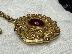 Vintage Revlon Gold Tone Red Glass Perfume Poison Locket Pendant Necklace