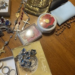 Huge Estate Vintage to Modern Jewelry Signed/unsigned Costume Mixed Lot