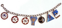 VTG 1940 Yosemite Winter Club Ski Charm Bracelet Sterling Silver Sugar Bowl CSA