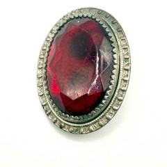 Antique Style Red Faceted Glass Brooch Silver Tone C Clasp 1.38″
