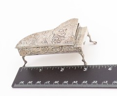 925 Sterling Silver Vintage Decorative Piece EUROPE Floral Piano (OPENS) TR4095