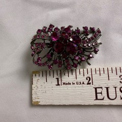 Vintage Pink Red Rhinestone Floral Spray Brooch Pin Japanned Black Tone 2”