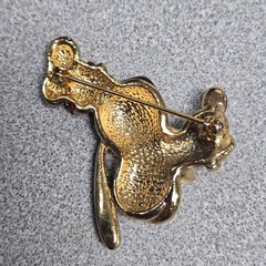 Vintage Disney Goofy Brooch Enamel Cartoon Dog Pin Rhinestone Hat