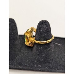 Vintage Glowing Green Rivoli Crystal Cocktail Ring Gold Tone Adjustable Band