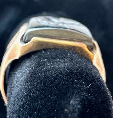 Vtg 10K Gold Intaglio Hematite Onyx Warrior Signet Ring Sz 7.25 6 Grams 1 Owner