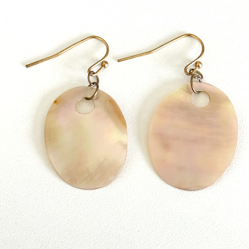 Ladies Vintage Mother Of Pearl Shell MOP Ladies Drop Earrings