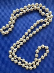 VTG 80s Faux Pearl Necklace, 33″ Opera Length, Individually Knotted Classic Boho