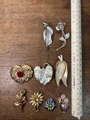Vtg Floral Leaf Brooches Gold Silver Avon Emmoms Quirky Hippy Chiq Cottage Core