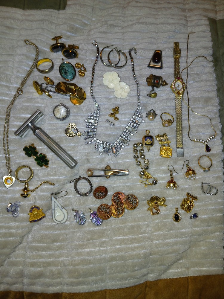 Vintage Junk Jewelry Lot