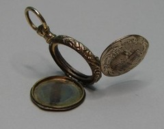 Antique Petite Etched Double Sided Pocket Watch Style Locket