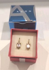 Avon 2006 CZ Pink Hued Leverback Emerald Cut Pierced Earrings – Goldtone NOS