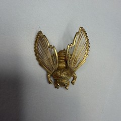 Lot Of Estate Brooches 7 In Total Rhinestones, Mother Of Pearl Etc…