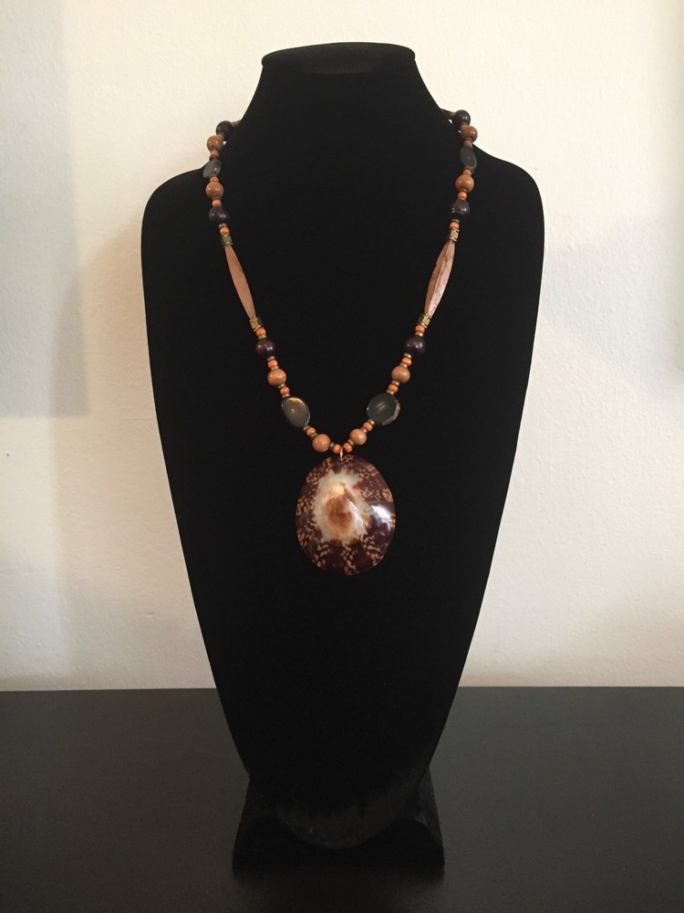 Shell Pendant Necklace with Shades of Tan and Black – 25.25 in.