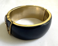 Vintage Navy Blue & Gold-Tone 1-Inch Thick Hinged Bangle Bracelet with Safety Ch