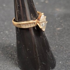 Vintage 10K Yellow Gold Engagement Ring Marquise Cut Stone- 2.17g Size 4.25