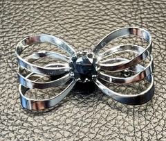 Vintage Silver tone Ribbon triple Bow brooch pin with Onyx stone