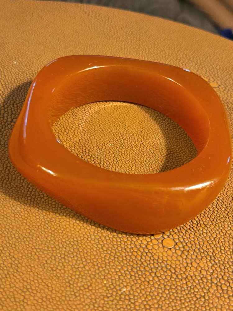 Vintage Acrylic Resi Bangle Irregular Geometric statement Bracelet 6.5 Small