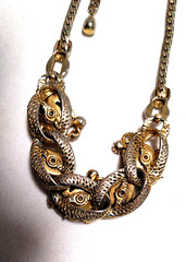 Selro Selini Dragon Egg Choker Necklace