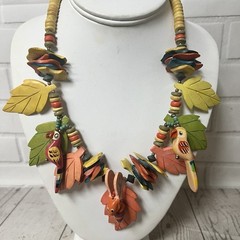 Vintage Wood Painted Parrot Tropical Necklace Decora Luau Statement Bee Bird 18”