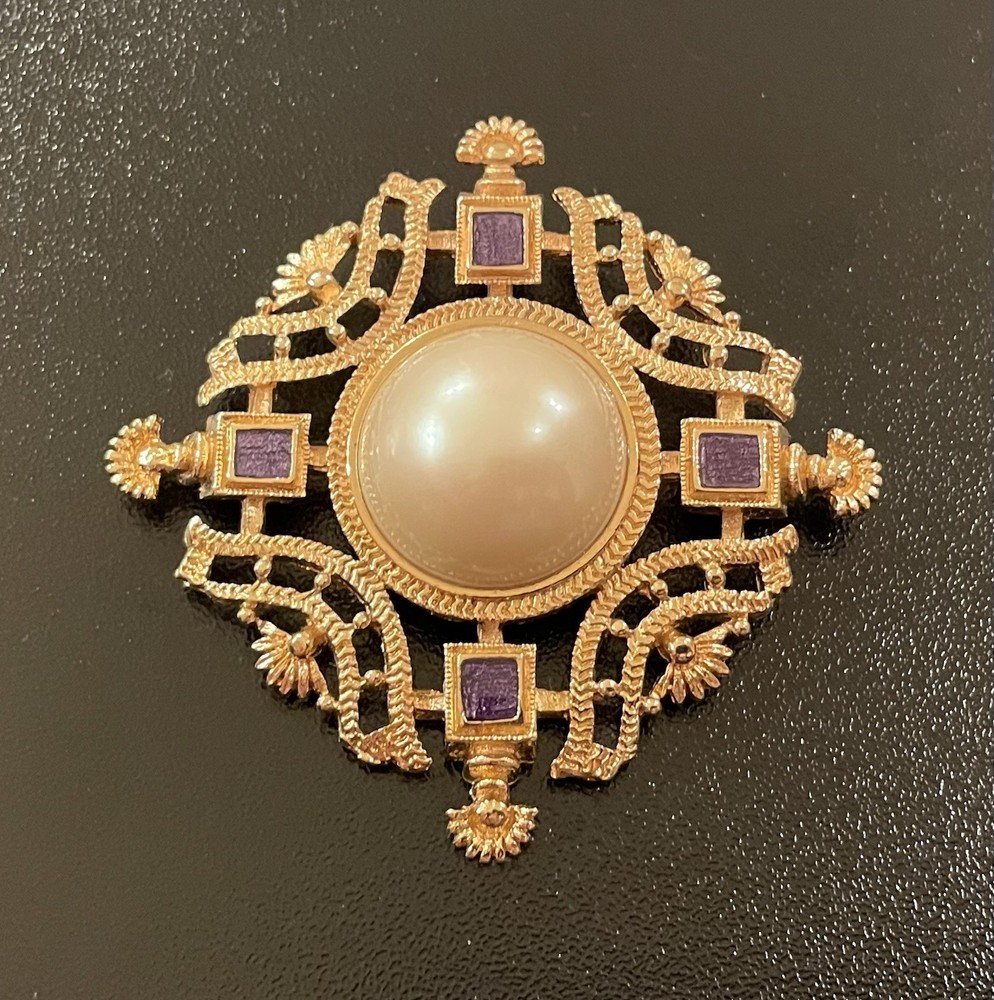 Vintage MONET Cabochon Faux Pearl Blue Enamel Gold Tone Statement Brooch/Pin