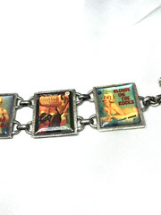 Statement Classic Hardware Blonde Pin-up Girls Vintageware 5 Link Bracelet