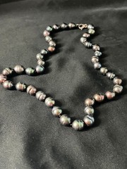 Pearl Necklace Hand Knotted Beads Oil Slick Peacock 9-10mm 925 Clasp 18″