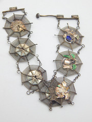 VTG 1940s Asian Silver Spiders on Spider Webs Necklace and Bracelet Set (CF110)