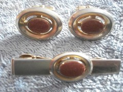 LOT OF 2 PAIR OF GOLD-TONED & GEMSTONE SIGNED CUFFLINKS &TIE BAR(AVON & HAYWARD)