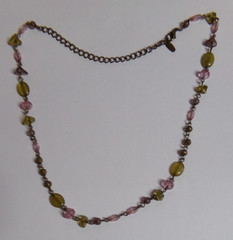 Vintagek Pink & Yellow Beads & Gold Tone 17.5″ Necklace – VCLM